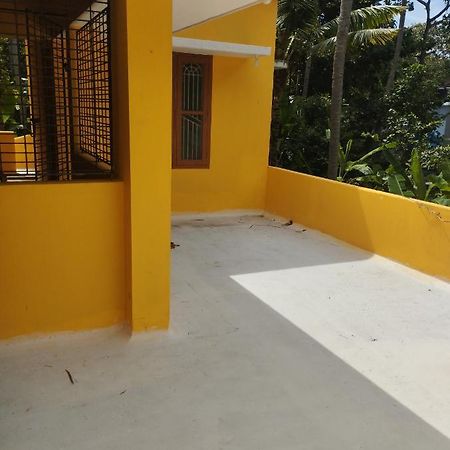 Rohini Homestay วาร์คาลา ภายนอก รูปภาพ