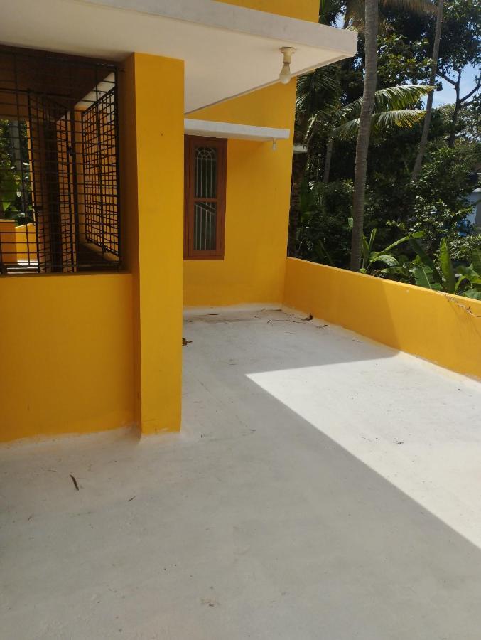 Rohini Homestay วาร์คาลา ภายนอก รูปภาพ